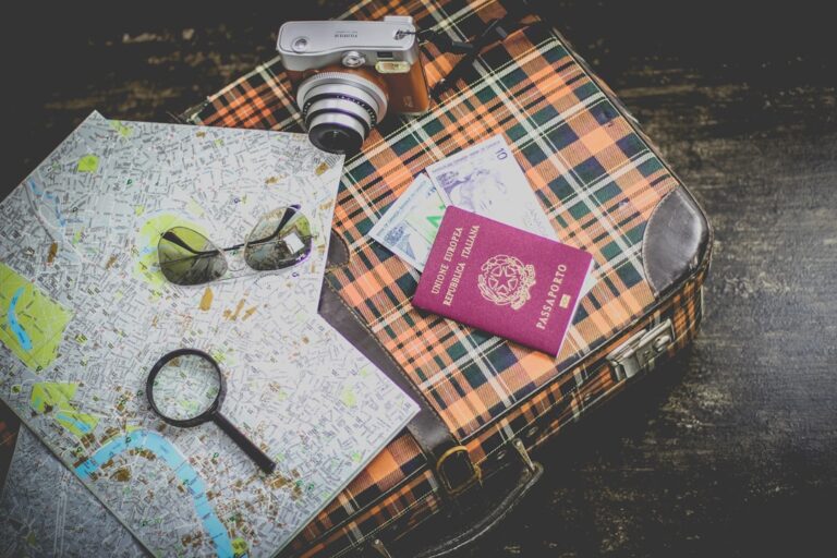 The Ultimate Guide to Packing Light with Stylish Suitcases